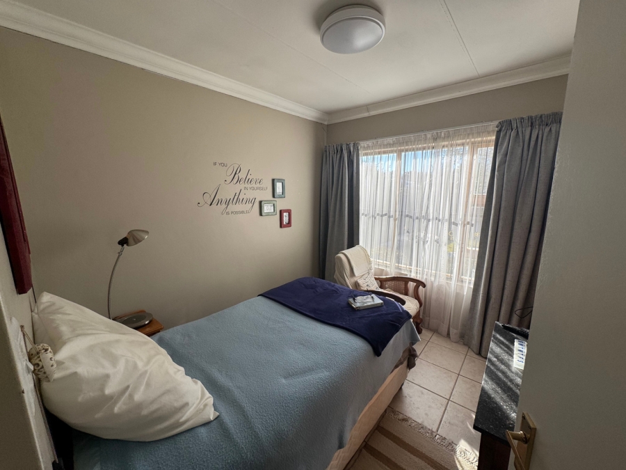 3 Bedroom Property for Sale in Langenhovenpark Free State